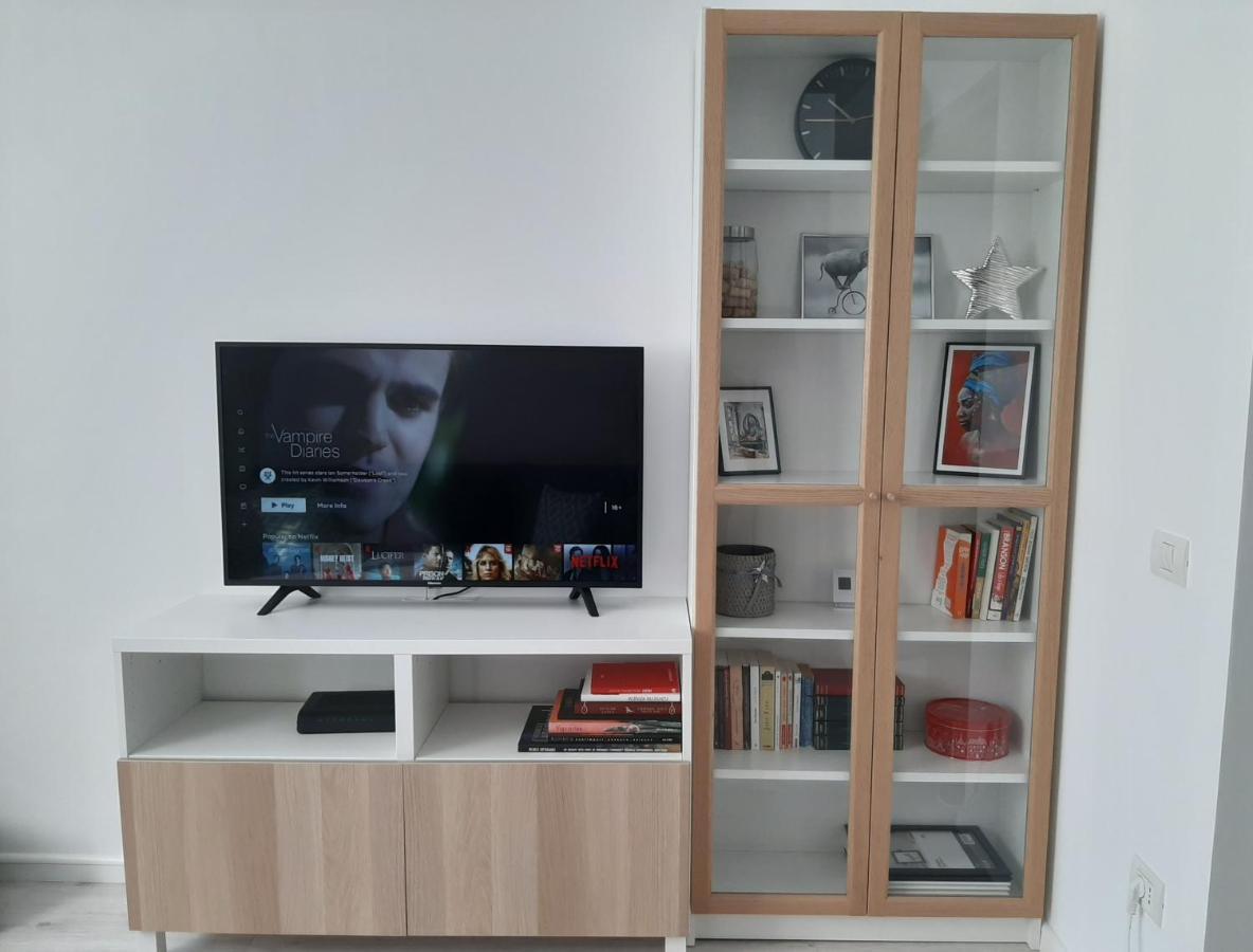 Light House Apartment Cluj-Napoca Ngoại thất bức ảnh